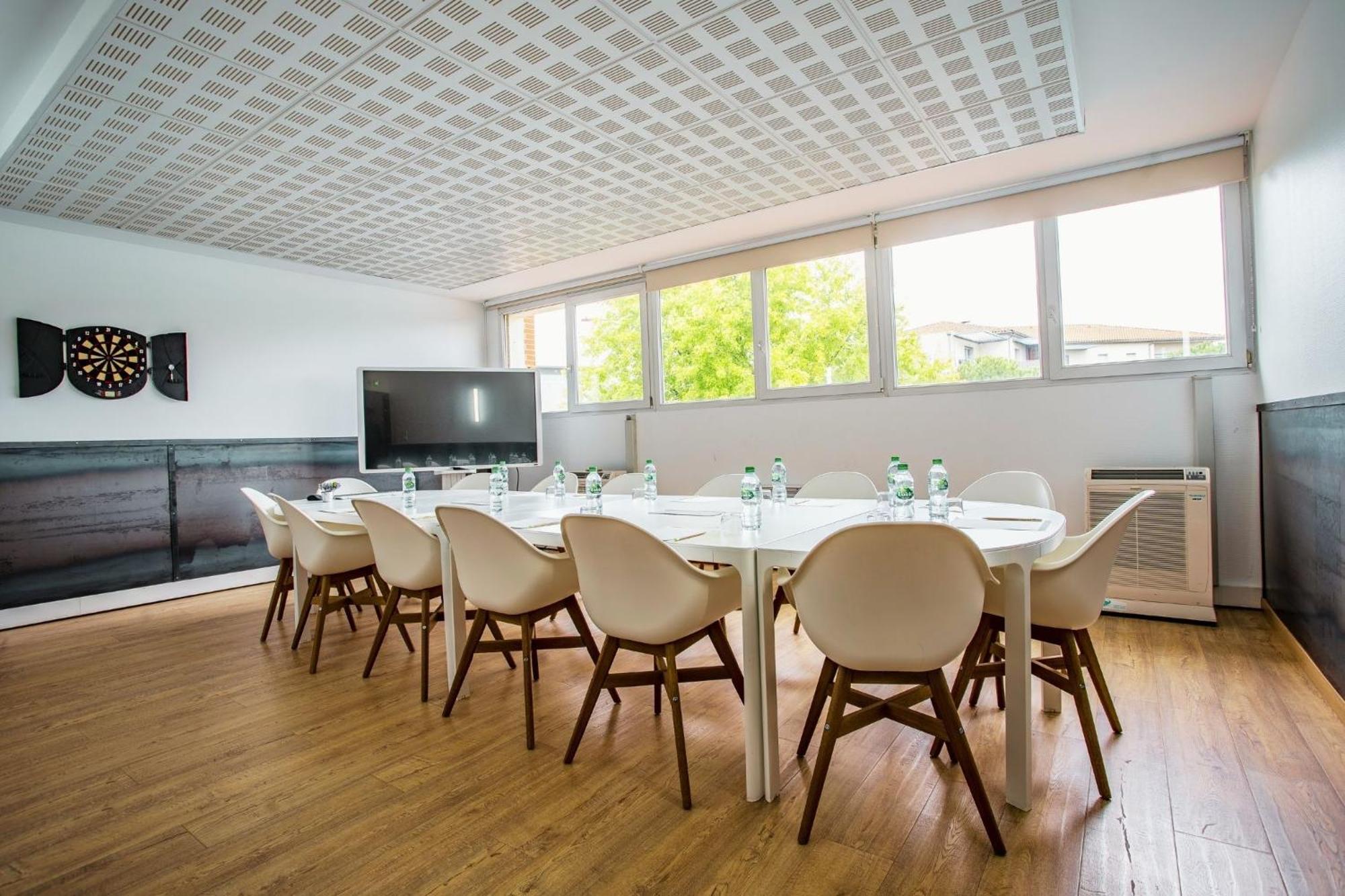Sporting House Hotel Toulouse Buitenkant foto