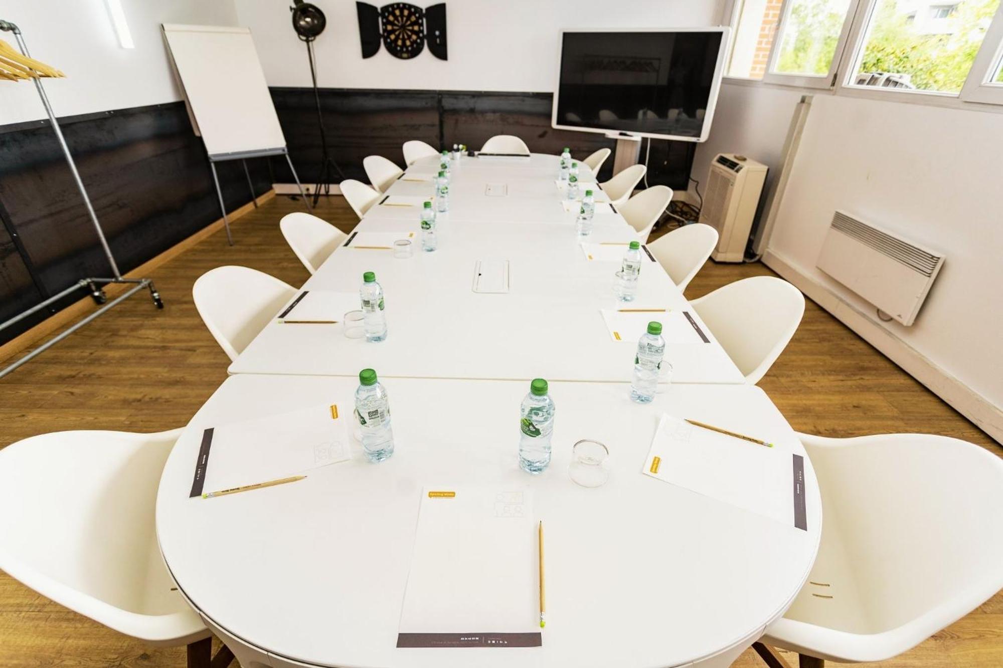 Sporting House Hotel Toulouse Buitenkant foto